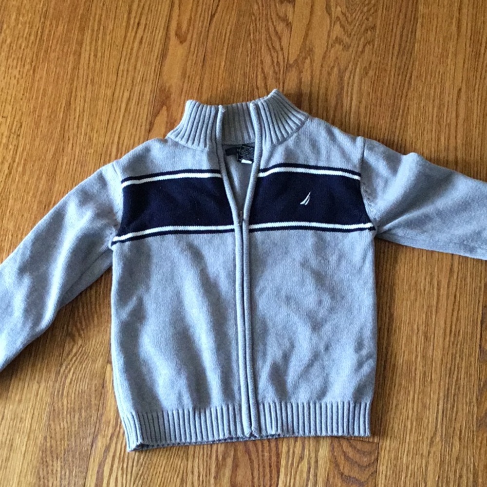 Boys light weight pullover